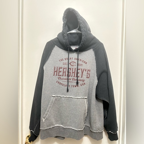 HERSHEY hoodie - Picture 1 of 4